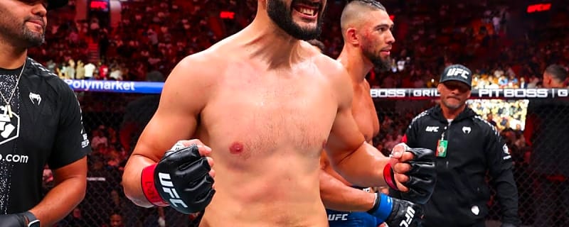 Reyes Is Climbing Again After Walker — Murzakanov Is Built to Stop Him Cold