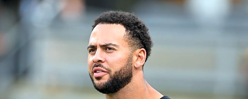 Steelers WR Michael Pittman spent his day off hosting a youth flag football clinic for children at the Western Pennsylvania School for the Deaf 