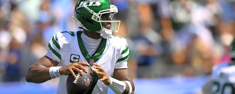Did the Raiders Downgrade at Quarterback in the Offseason?
