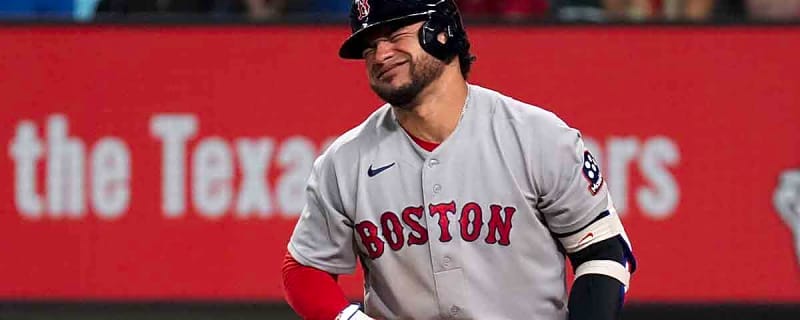 Red Sox’s Willson Contreras admits hand was ‘numb’ after hit by pitch in Rangers game