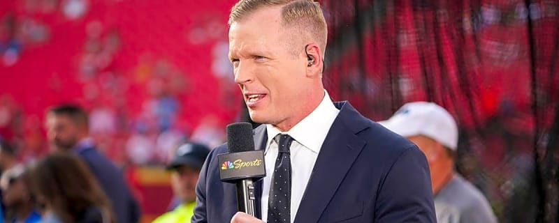 Chris Simms Accused Of Taking Shot At Eagles Star Jalen Hurts