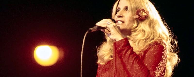22 Years Ago Today, A Country Singer Died Who Paved The Way For Dolly Parton and Loretta Lynn