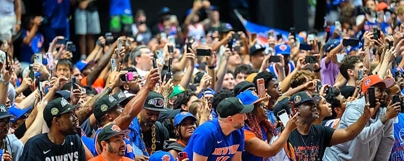 Here are the championship shirts lucky Knicks fans will get on Opening Night at MSG