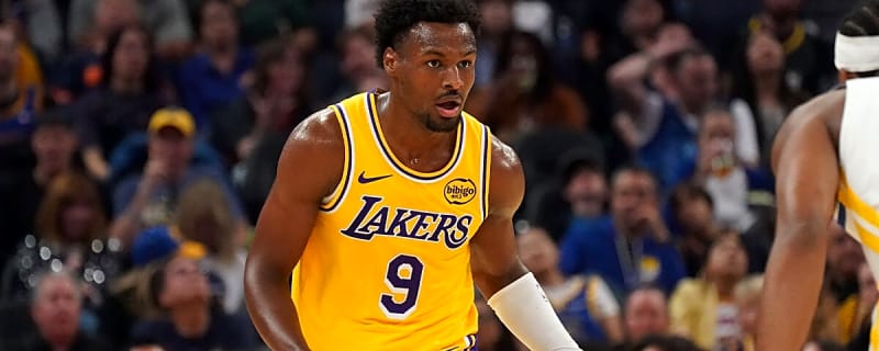 Lakers’ Bronny James shows off crazy bounce with throwdown vs. Warriors