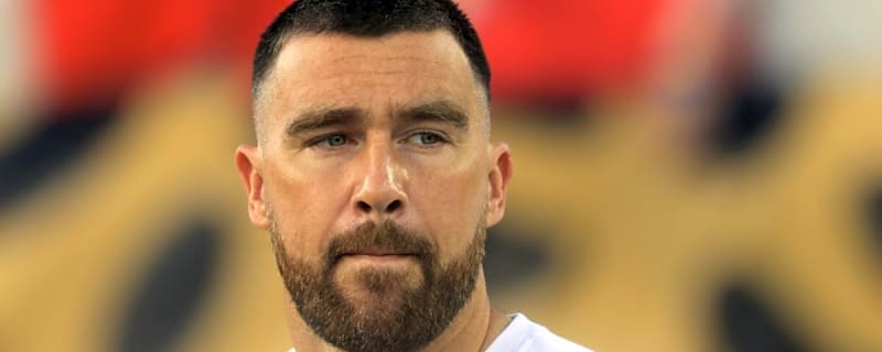 Watch: Travis Kelce Mocks Hostile Buffalo Crowd During Heated Clash with Bills