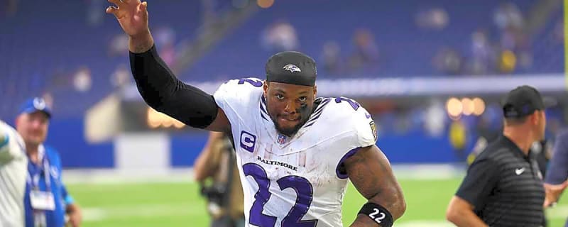 Ravens’ Derrick Henry brushes off Emmitt Smith’s rushing record claim