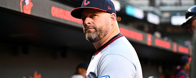 Guardians bring back reliever with latest roster move