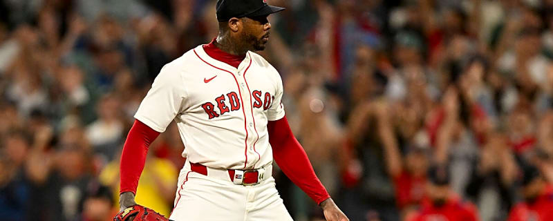 Red Sox closer Aroldis Chapman joins Hall of Fame group with 30th save