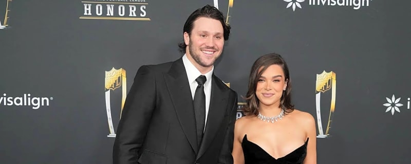Josh Allen, Hailee Steinfeld Make Major Family Announcement