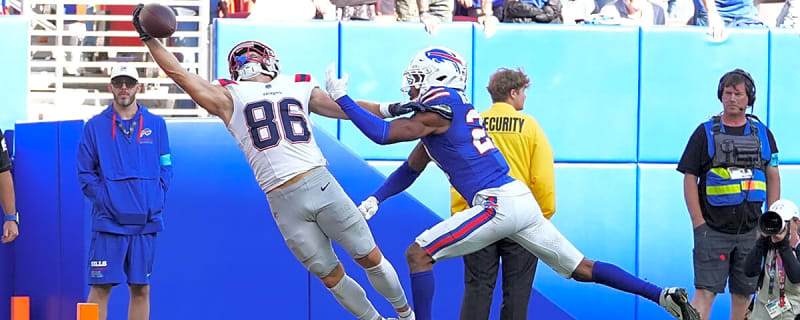 Patriots’ Efton Chism III defends Drake Maye against early season criticism after game-winning TD catch