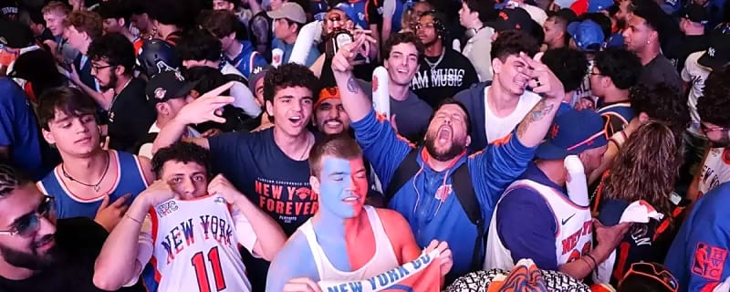Police Snatches Camera From Local Reporter During Wild Celebrations on New York Streets