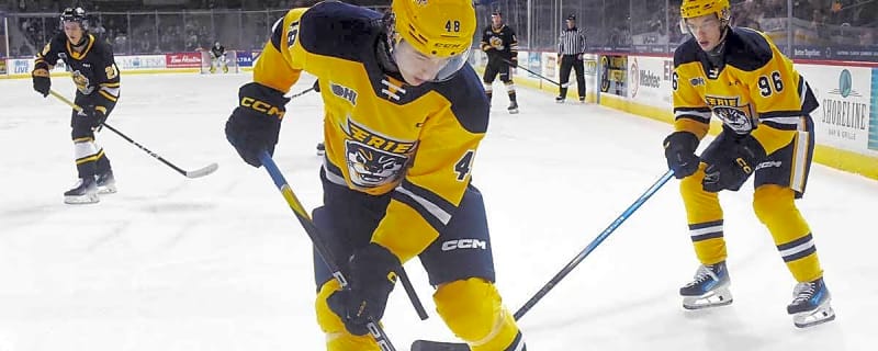 Islanders’ Matthew Schaefer praises Scott Mayfield after first training camp practice