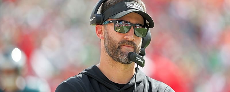The offense stinks, but Eagles HC Nick Sirianni refuses to blame OC