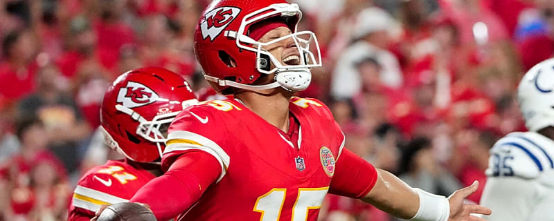 Chiefs’ Patrick Mahomes is on verge of passing Tom Brady on NFL list after SNF