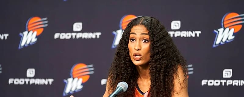 Chicago Sky GM's Latest Statement Causes a Stir