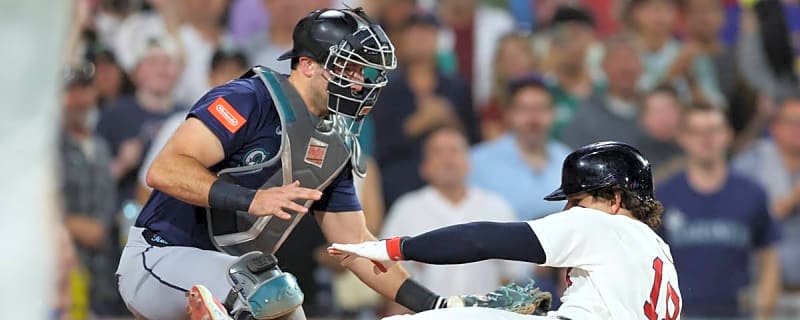 The Mariners are failing Cal Raleigh