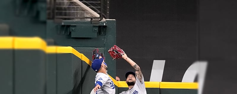Dodgers’ Andy Pages steals home run with insane catch vs. Rangers