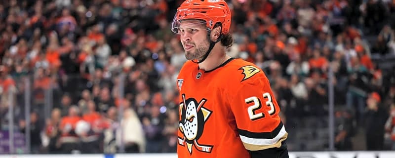 Ducks' Joel Quenneville Addresses Mason MacTavish Decision After Game 2 Win