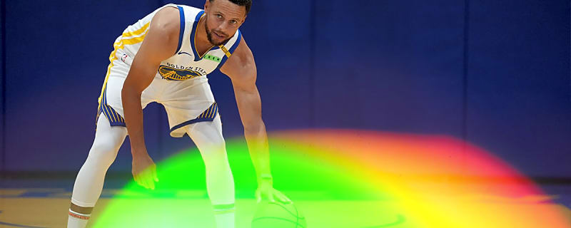 Warriors’ Stephen Curry turned into Aquaman to help manage his balky knees