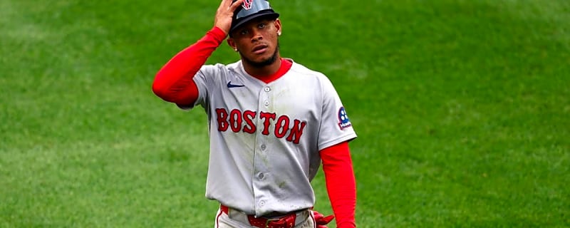 Red Sox React to Controversial Call in High-Stakes Matchup vs Yankees