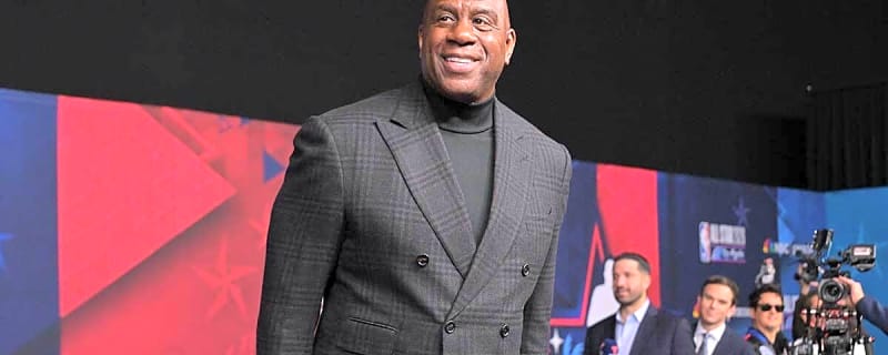 Magic Johnson makes Jerry Buss demand after Phil Jackson honor
