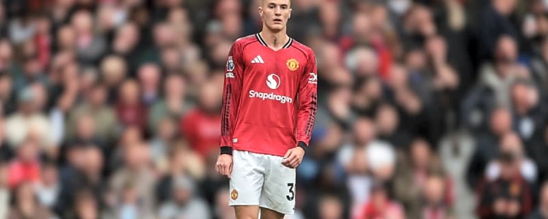 Why Is Benjamin Sesko Not Playing Tonight for Manchester United vs Sunderland?