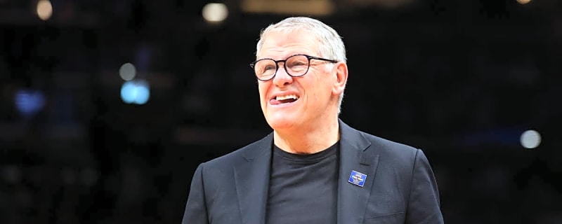 Geno Auriemma Comes To The Defense Of Paige Bueckers, Azzi Fudd