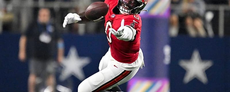 Seahawks Linked to Buccaneers' Edge Rusher Who Could Be a Huge Boost for Playoff Push