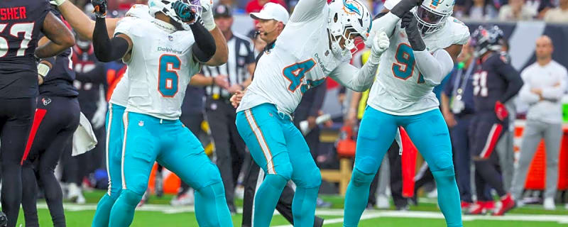 Chop Robinson Adds Muscle as the Dolphins Bet on a Breakout Season