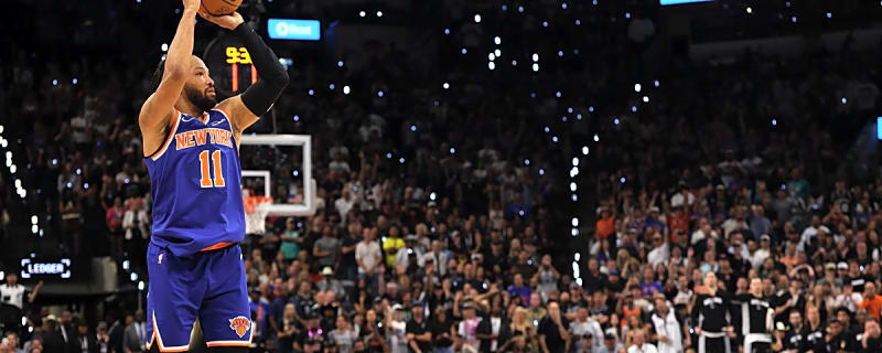 New York Post promises Jalen Brunson’s ‘Not Brun Yet’ with 30th birthday celebration on back pages