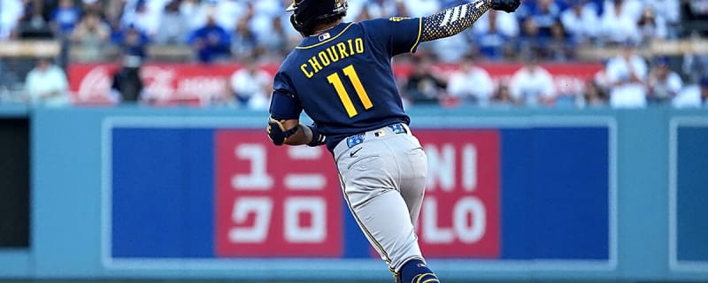 Brewers’ Pat Murphy toasts Jackson Chourio for ‘talking it to another level’ in NLCS