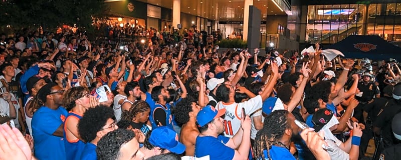 Insane Video Shows What NYC Looks Like During Knicks Parade