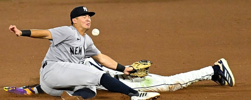 Yankees’ Aaron Boone defends Anthony Volpe after latest error