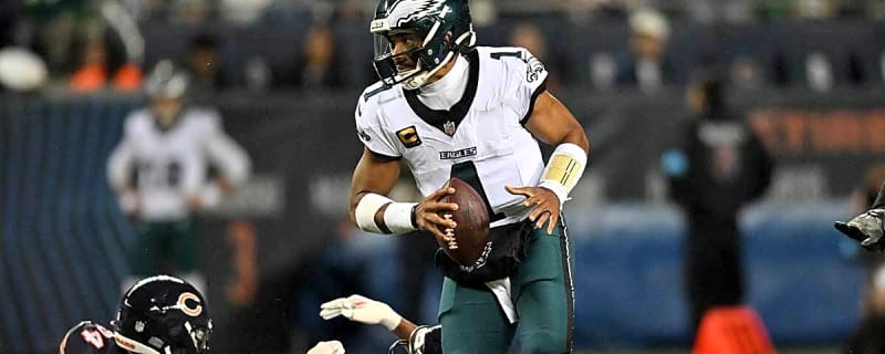 Why Eagles’ Nick Sirianni didn’t call a timeout after Jalen Hurts injury scare