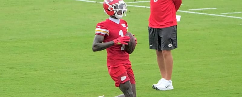 Chiefs WR Xavier Worthy Makes Unexpected Gesture on Last Day of Training Camp