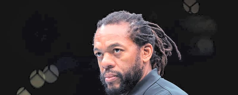 Alex Pereira Wants Herb Dean Away From His Future Fights, But Can a UFC Fighter Choose His Referee?