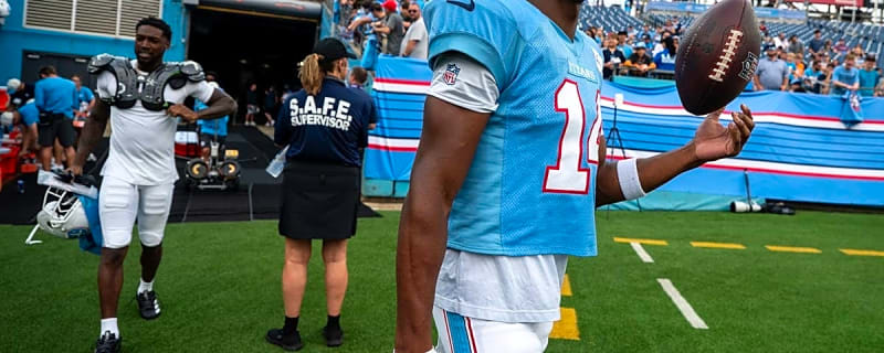 Carnell Tate Dominates the Tennessee Titans' Defense on Sunday