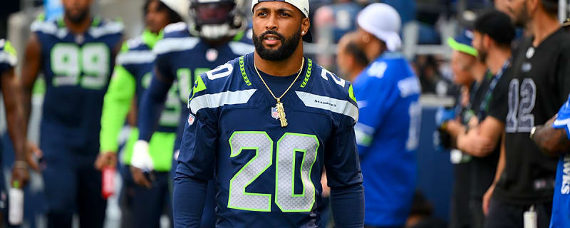 Multiple stars return to Seahawks practice, but Julian Love injury is a concern