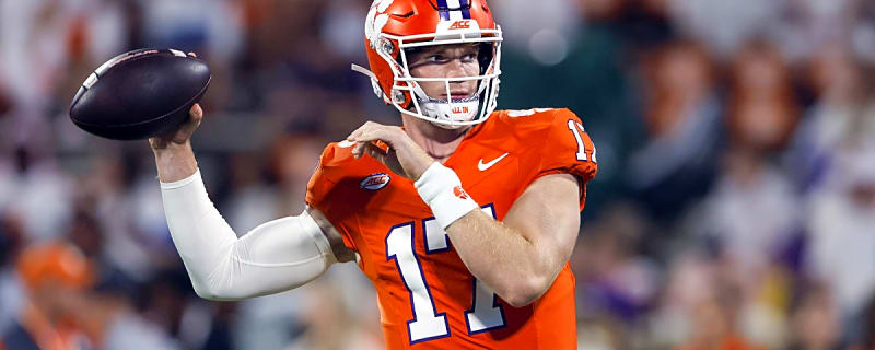 Clemson football’s Christopher Vizzina forces freshman QB to start vs. Bill Belichick, UNC