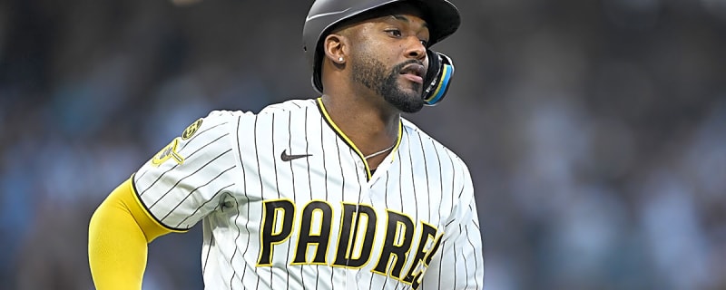 Padres get huge injury update as postseason draws near