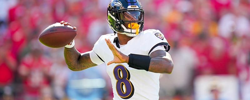 Dolphins preparing to face Lamar Jackson despite injury uncertainty