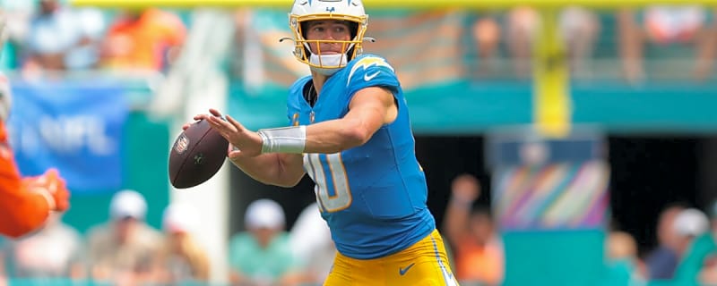 Chargers’ Justin Herbert keeps it 100 on sneaky Tom Brady, Peyton Manning comparison