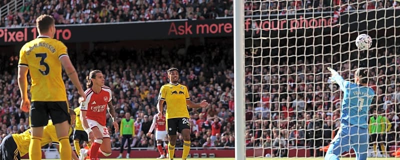 Joe Cole explains what helped Arsenal get over the line against Leeds