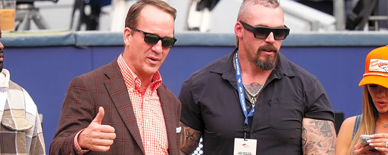 ESPN wasted no time starting the recruiting hype for Marshall Manning, the son of Vols legend Peyton Manning