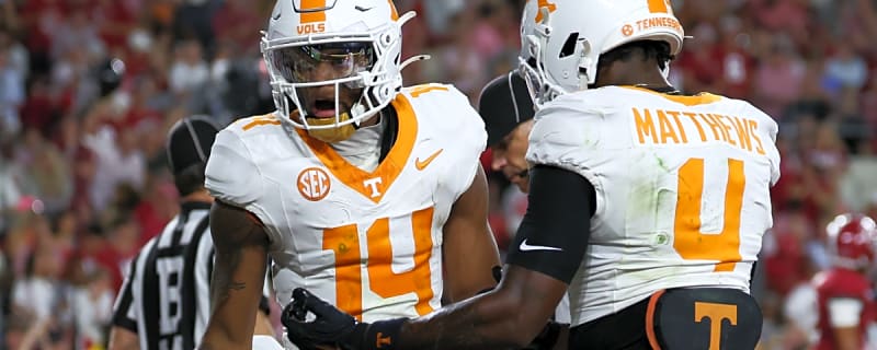 National college football analyst predicts the final score of Tennessee Vols vs Kentucky Wildcats