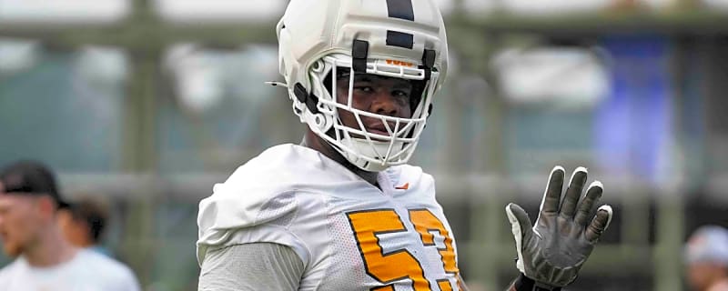 Tennessee Vols transfer offensive lineman Lance Heard is expected to visit an SEC powerhouse