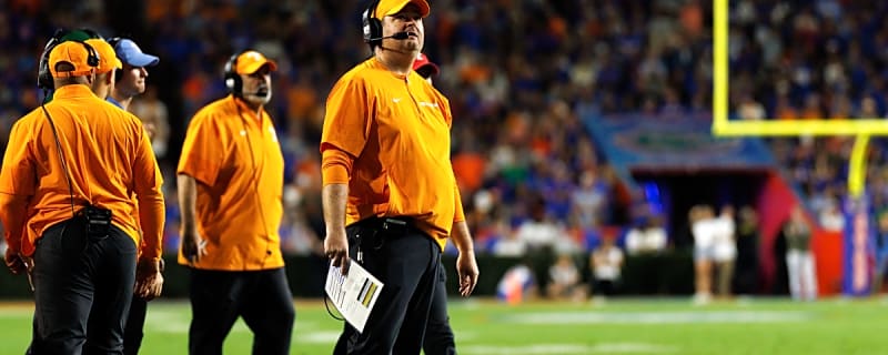 'The long ball would be all the way back' - National analyst details perfect transfer QB fit for the Tennessee Vols