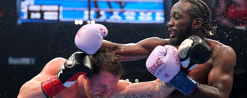 Reports: Canelo vs Crawford Becomes the Most-Watched Men’s Championship Fight of the Century