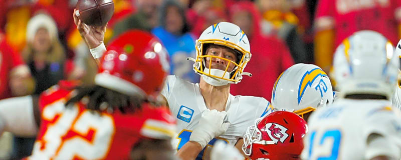 &#39;We respect the heck out of him&#39; — George Karlaftis on where the Chiefs&#39; defense ranks Justin Herbert among NFL QBs
