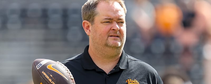 Tennessee Vols legend sends strong message to fans about UT head coach Josh Heupel